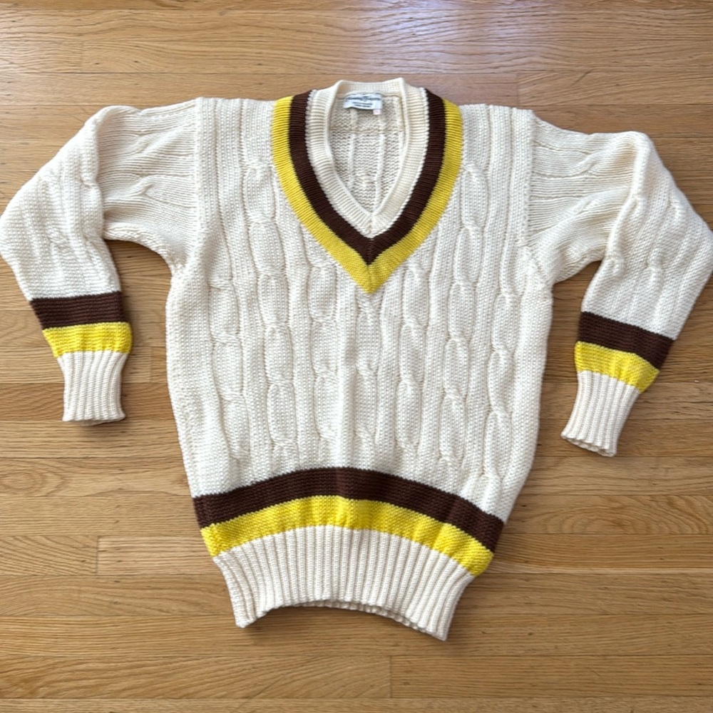 NWOT Rowing Blazers Wool Pullover. Cream with brown and yellow stripe. Large.
